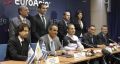 Οι εκπρόσωποι Ελλάδας, Κύπρου, Ισραήλ υπέγραψαν τον περασμένο Δεκέμβρη τη σύμβαση ηλεκτρικής σύνδεσης των τριών χωρών στο «Σπίτι  της Ευρώπης» στη Λευκωσία.