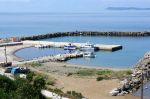Μαθράκι. Ένα από τα λιμάνια εισόδου στην Ελλάδα είναι μονίμως μπαζωμένο με φύκια! 